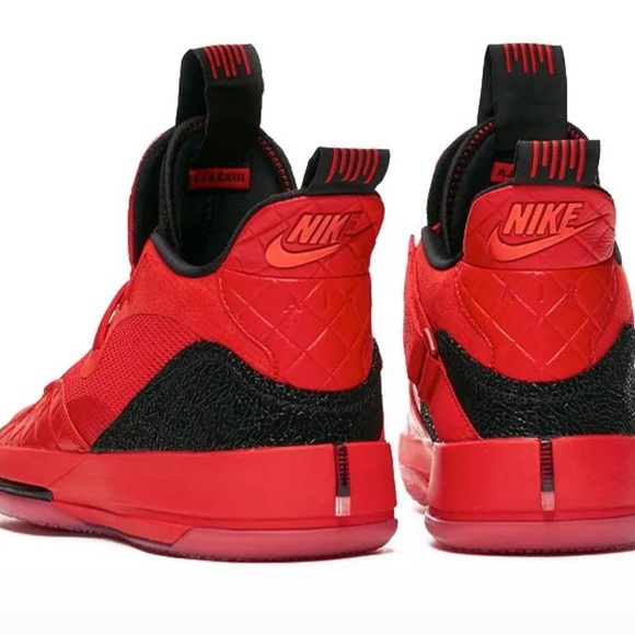 Air Jordan XXXIII University Red GS Youth - Picture 4 of 8